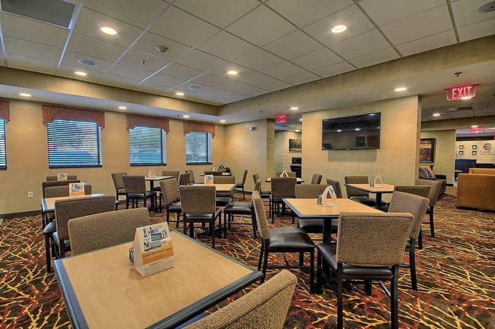 Comfort Inn & Suites Wadsworth Exteriér fotografie
