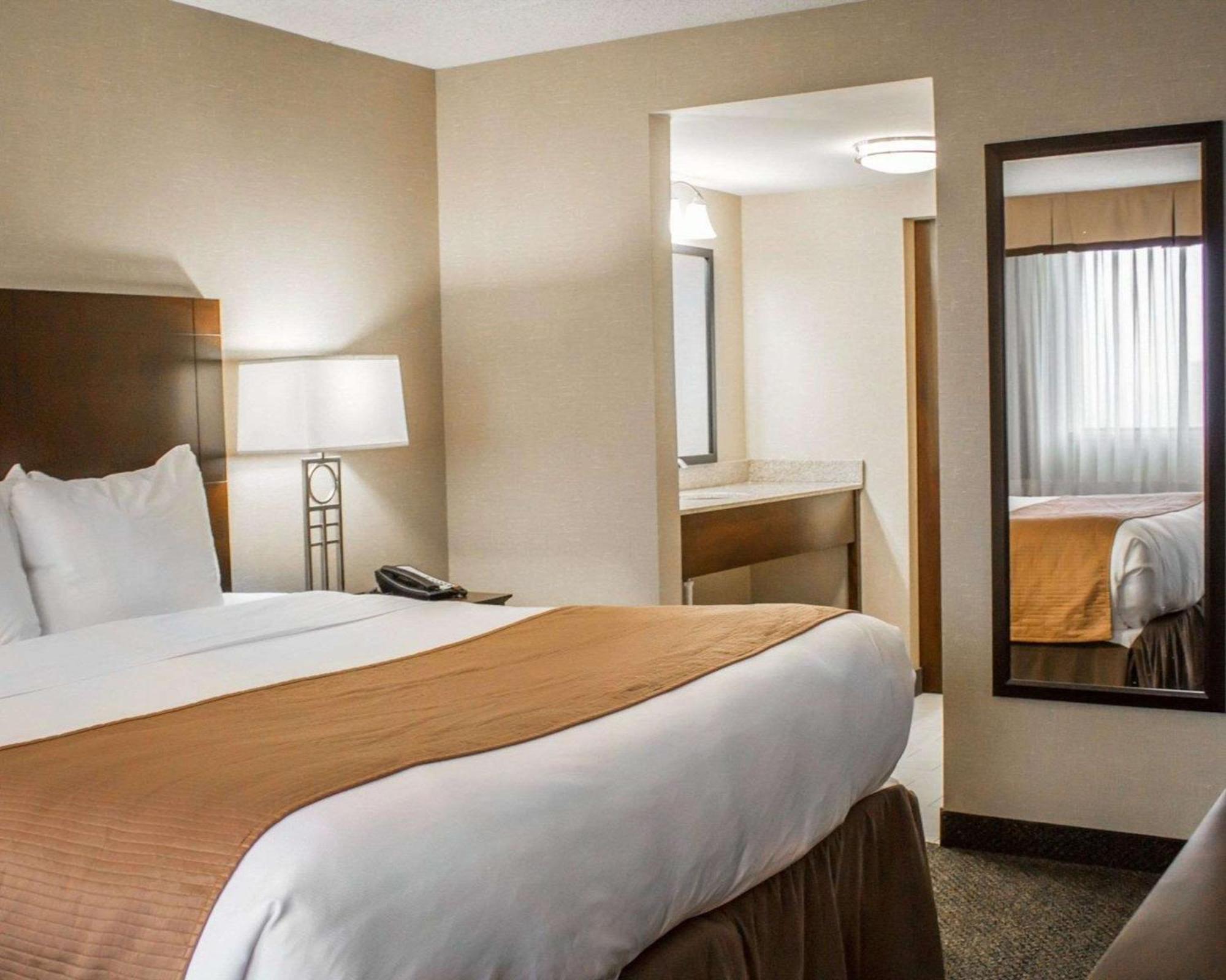 Comfort Inn & Suites Wadsworth Exteriér fotografie