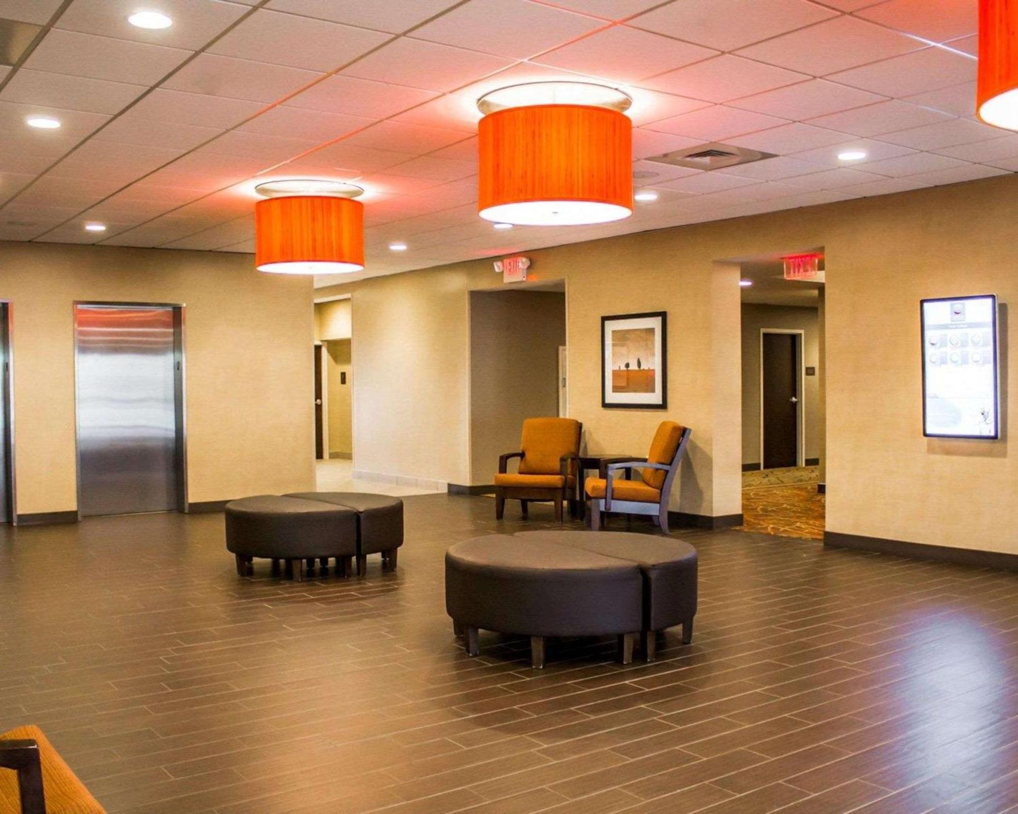 Comfort Inn & Suites Wadsworth Exteriér fotografie
