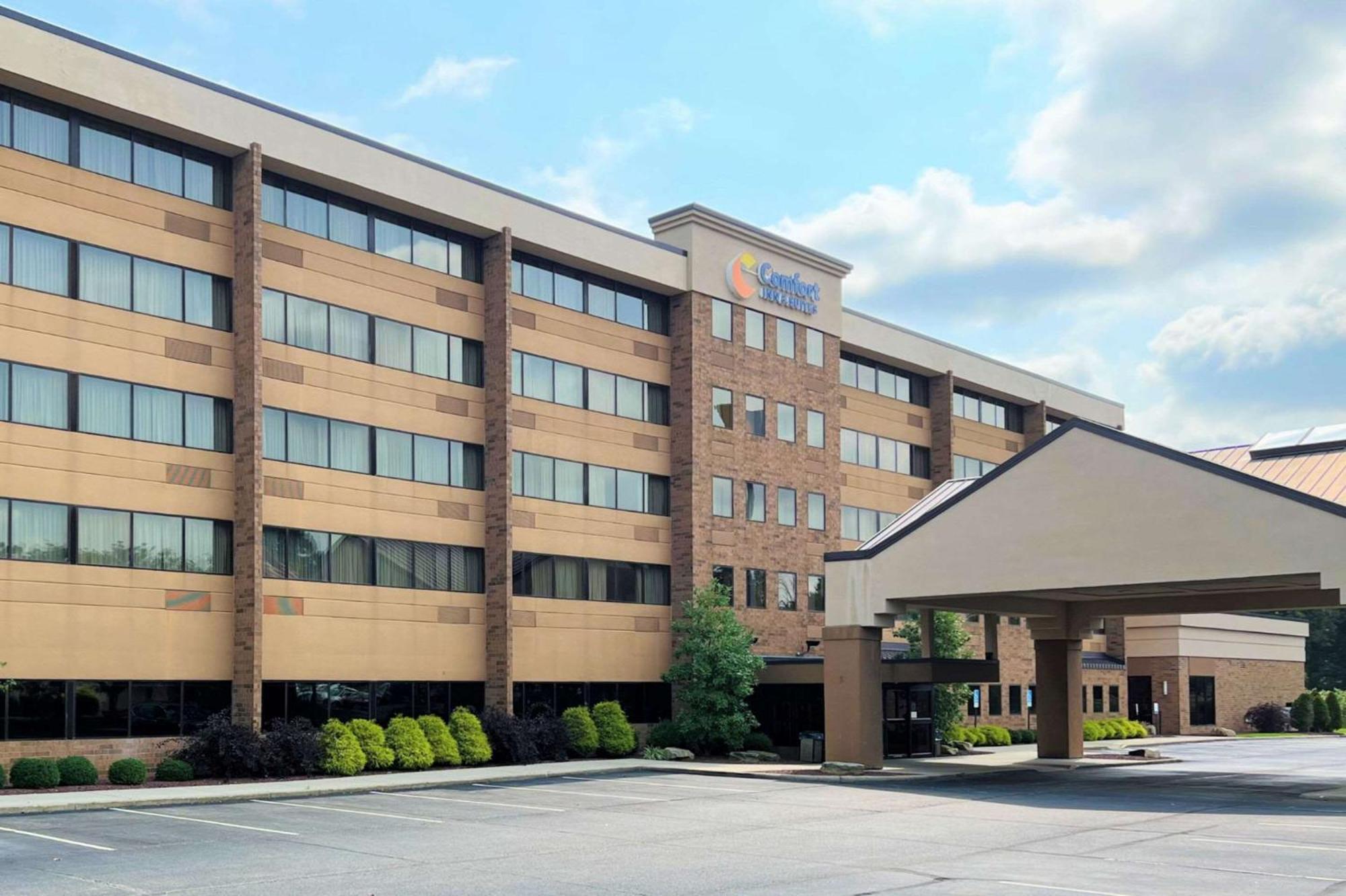 Comfort Inn & Suites Wadsworth Exteriér fotografie