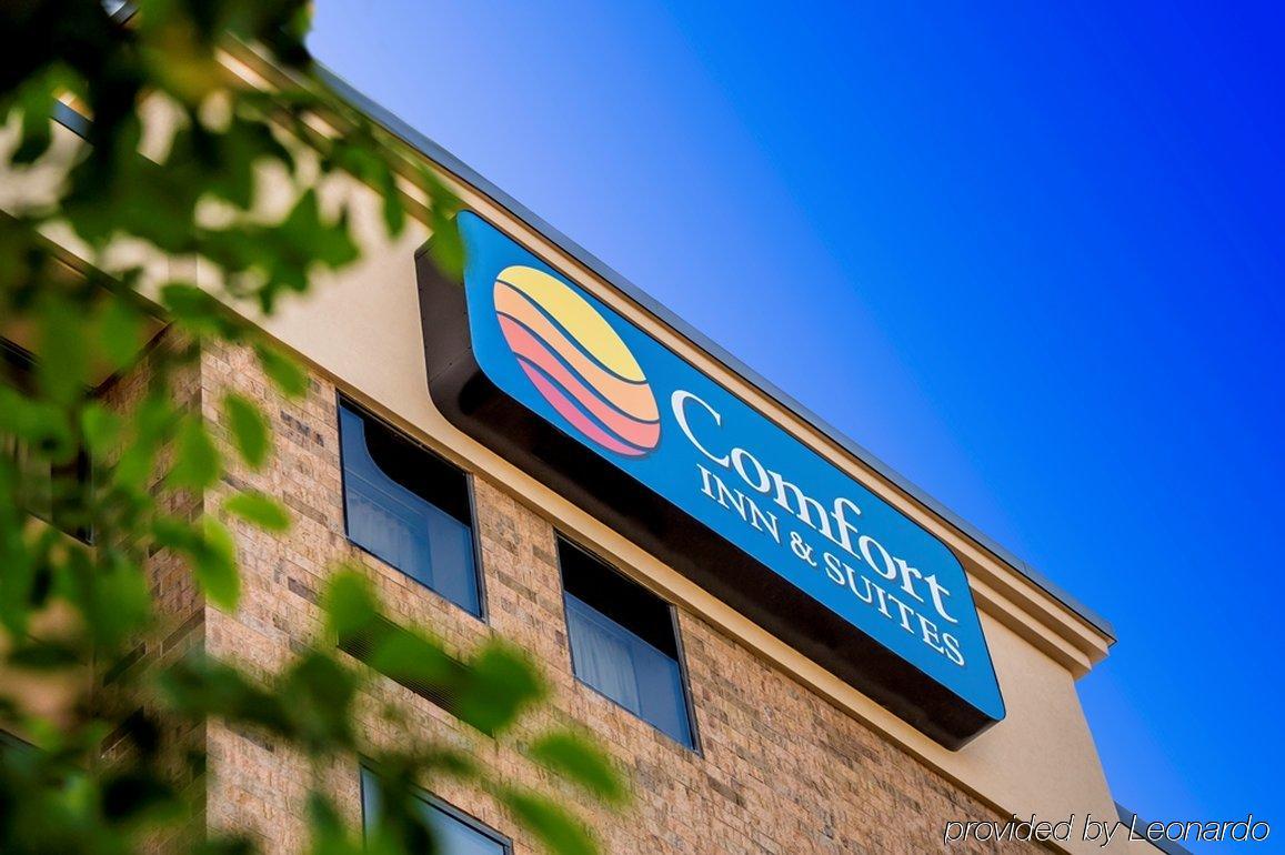 Comfort Inn & Suites Wadsworth Exteriér fotografie